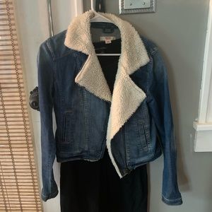 Mossimo trucker- Sherpa jean jacket- size medium